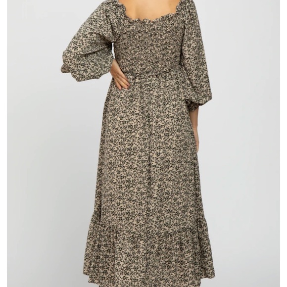 Pink blush maternity dress - Picture 3 of 6